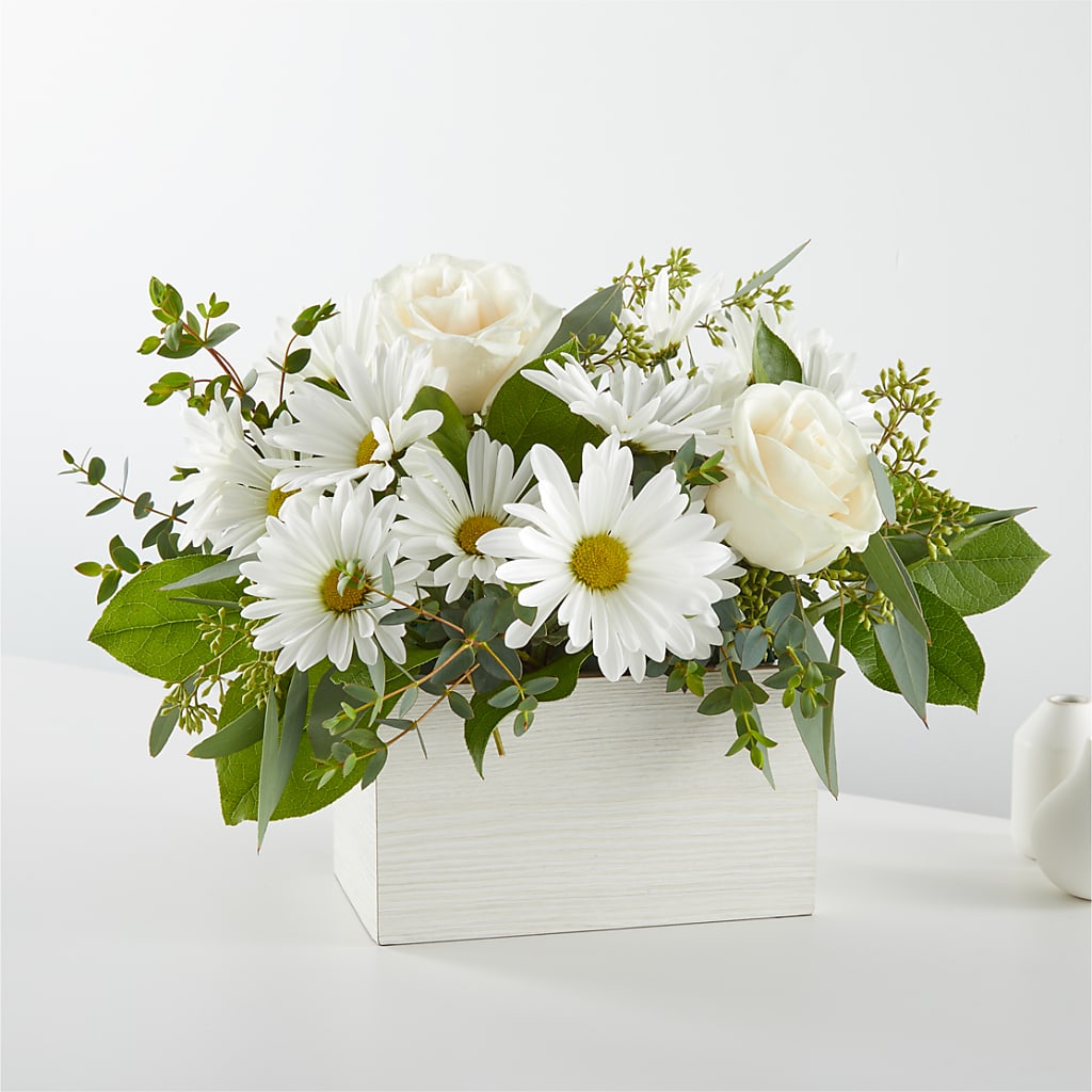 Fresh Linen Box Bouquet – VERL'S CREATION FLORIST, Dallas TX