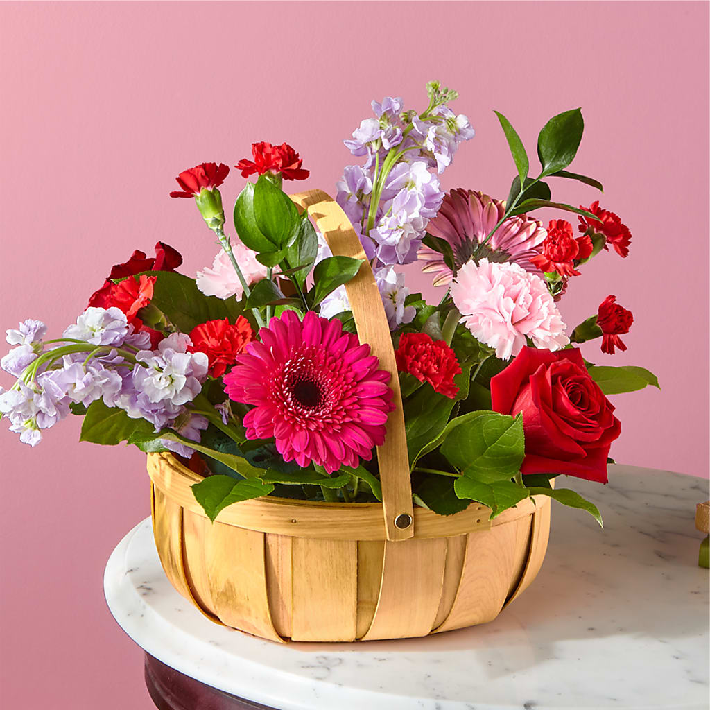 Pink Picnic Basket – VERL'S CREATION FLORIST, Dallas TX