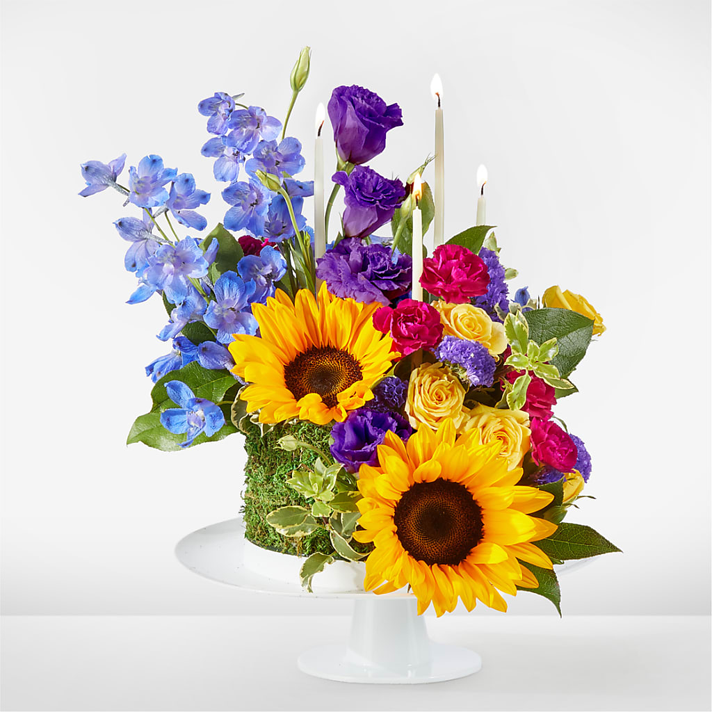 Star of the Day Floral Cake – VERL'S CREATION FLORIST, Dallas TX