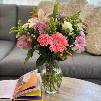 Pastel Tradition - A Florist Original – VERL'S CREATION FLORIST, Dallas TX