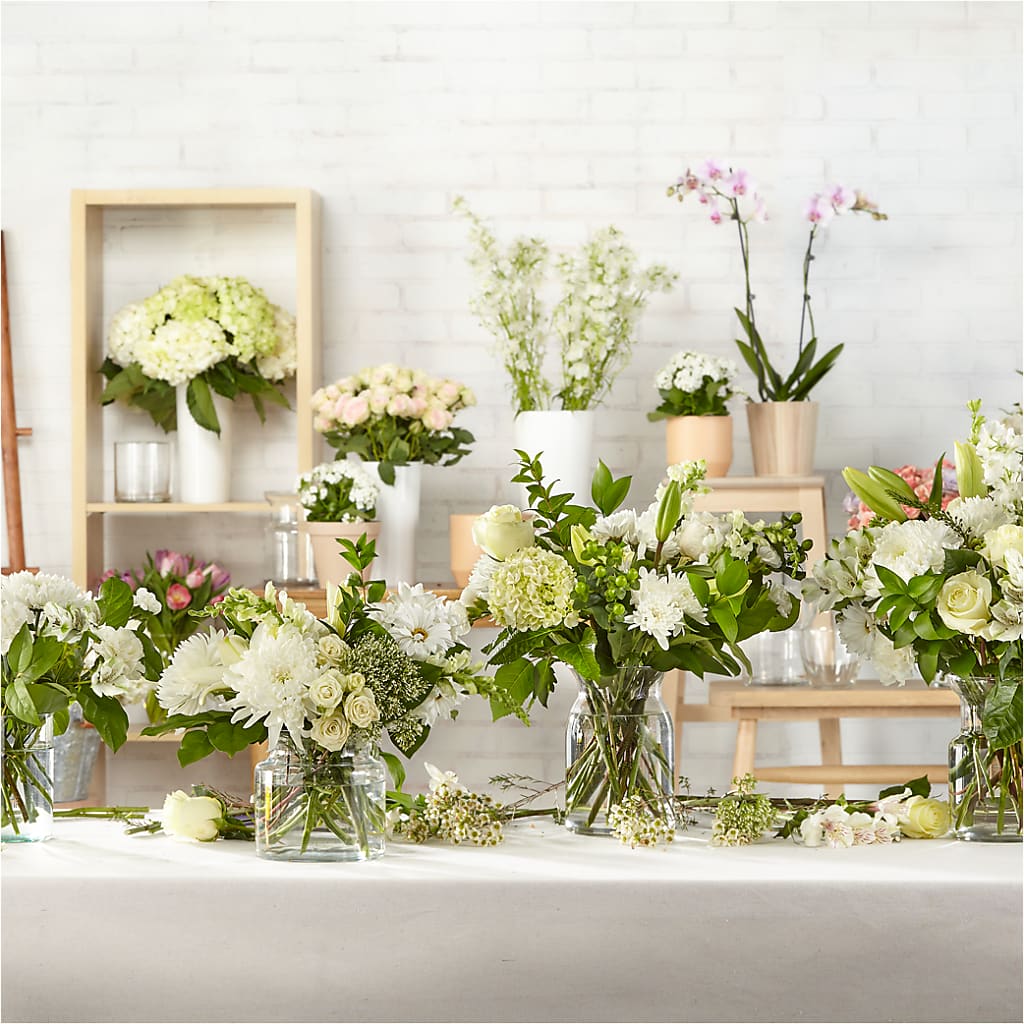 Classic Ivory – A Florist Original – VERL'S CREATION FLORIST, Dallas TX