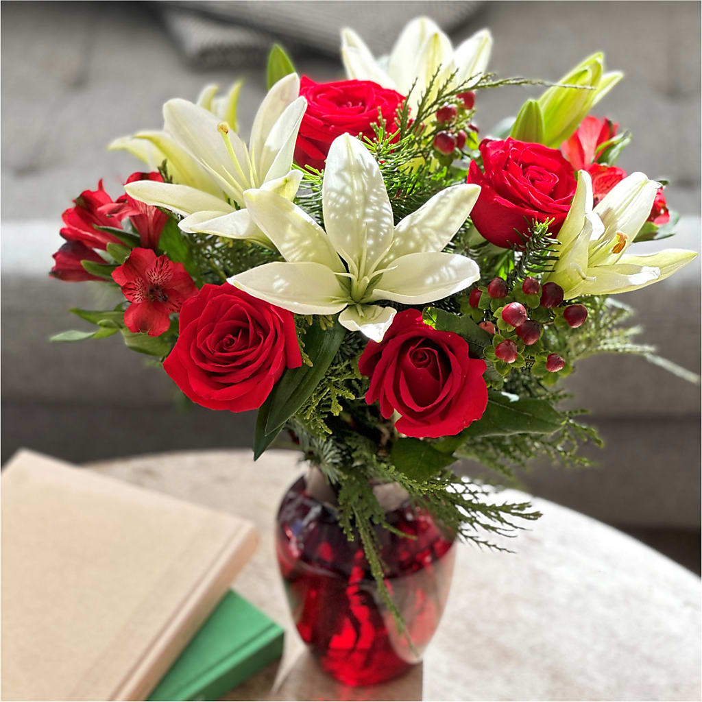 Evergreen Delight Bouquet – VERL'S CREATION FLORIST, Dallas TX