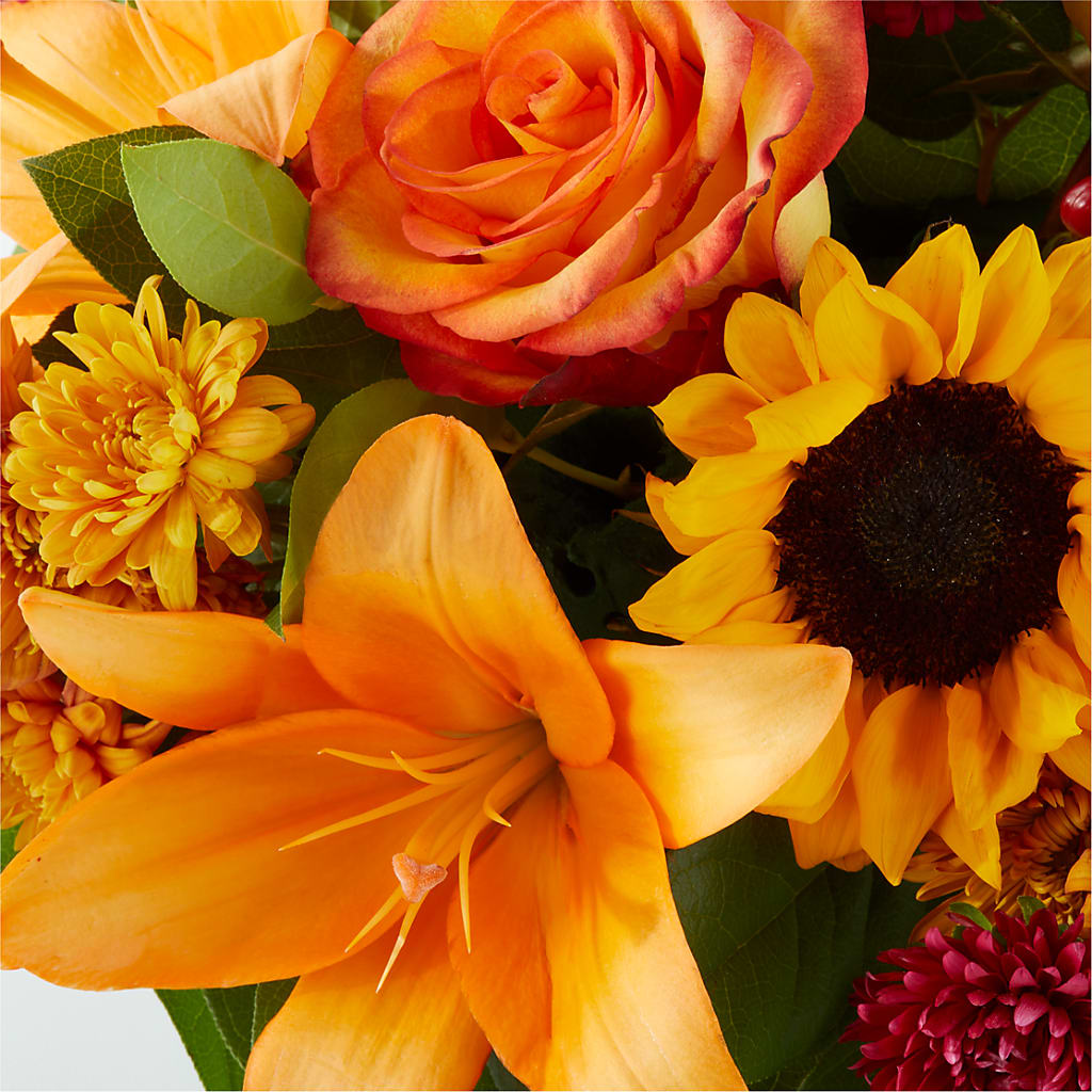 Grateful Centerpiece – VERL'S CREATION FLORIST, Dallas TX