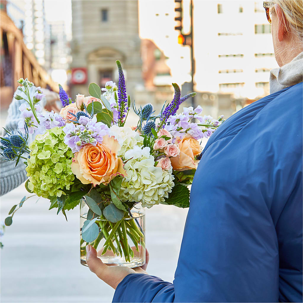 Porch Swing Bouquet – VERL'S CREATION FLORIST, Dallas TX